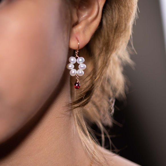 石榴石珍珠14K耳環 | 天然水晶礦石耳勾 客製化禮物 紅色寶石耳環 | 生辰石誕生石 第8張的照片