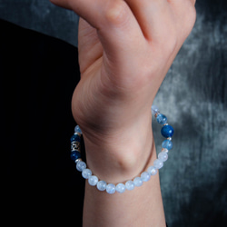 5A藍光月光石手鍊 | 磷灰石海藍寶925純銀手鏈泰銀天然水晶 | 藍色手鏈客製設計禮物可刻字 第5張的照片