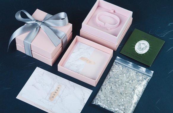 【耳環系列】粉水晶 925純銀簡約耳環| 天然水晶礦石耳勾 |客製化禮物 |  生辰石誕生石 第7張的照片