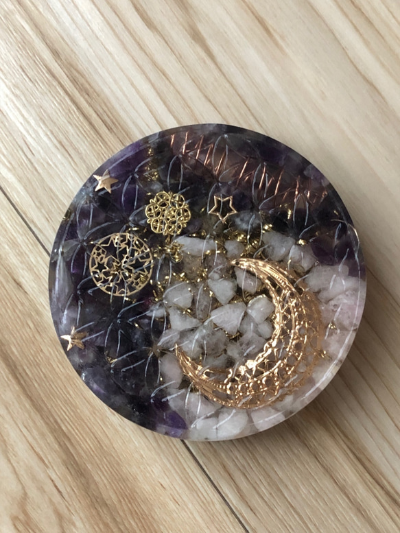 円盤型オルゴナイト フラワーオブライフのレリーフ入り 立体・オブジェ  