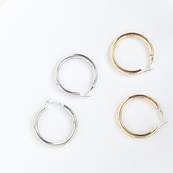 simple metal pipe hoop large（silver） 1枚目の画像