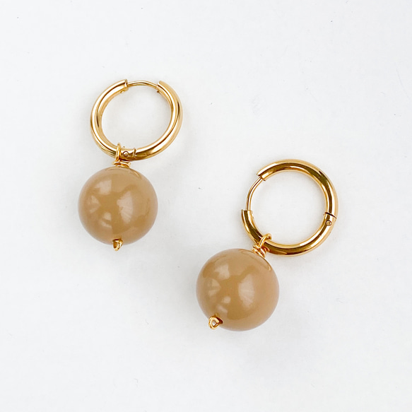 【送料無料】2way gold hoop x vintage beads (beige) 3枚目の画像