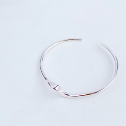 silver corrugated bangle 3枚目の画像