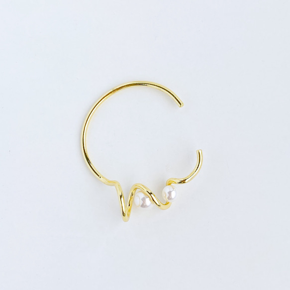 pearl x round and round gold bangle 2枚目の画像