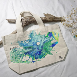 ｜Evolution 進化 2 ｜ 壓克力顏料手繪提袋  Hand Drawn Bag 第10張的照片