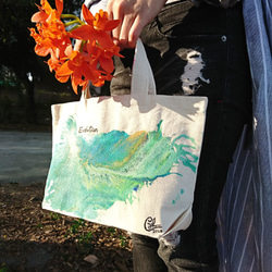 ｜Evolution 進化 9｜ 壓克力顏料手繪提袋  Hand Drawn Bag 第8張的照片