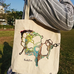 ｜Evolution 進化15｜ 壓克力顏料手繪提袋  Hand Drawn Bag 第2張的照片