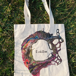 ｜Evolution 進化16｜ 壓克力顏料手繪提袋  Hand Drawn Bag 第3張的照片