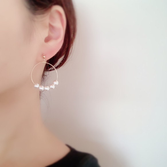 コットンパール×大きめフープ　樹脂ノンホールピアス（イヤリング/ピアス） 3枚目の画像