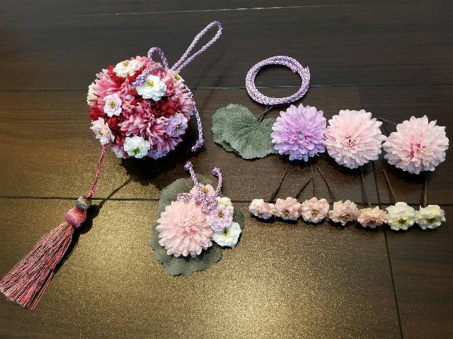 和装用ボールブーケ