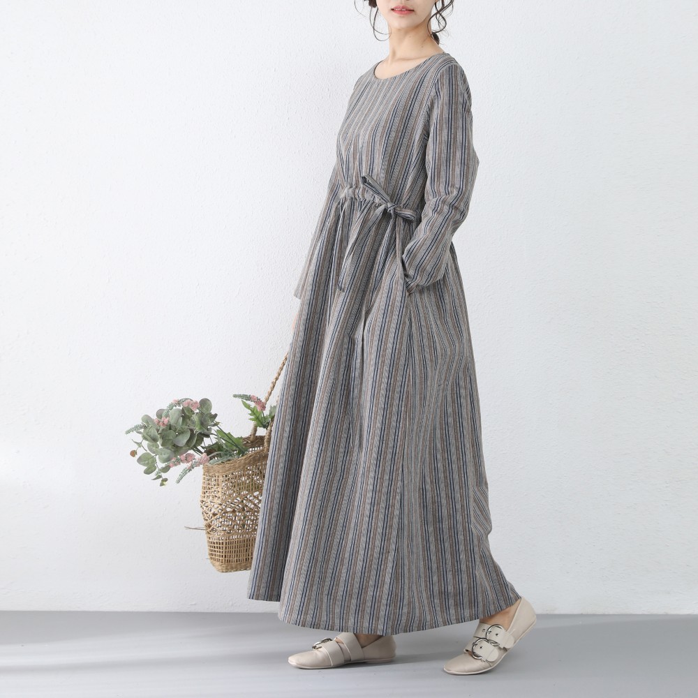 裾上げ無料♪サイズオーダー可♪ストラップ　コットンリネン　ギャザー　ロングワンピース （15）