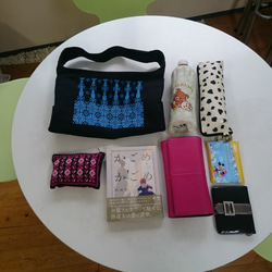 【パレスチナ刺繍】オトナ可愛い刺繍のハンドバッグ 4枚目の画像
