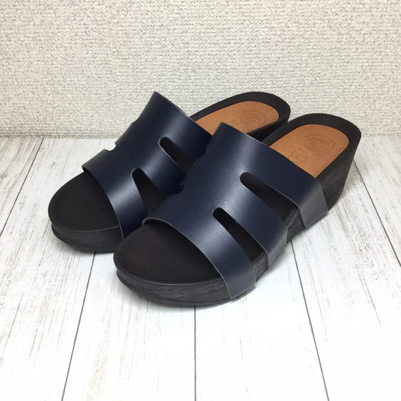 【送料無料】レザーウエッジサンダル　ネイビー　靴 日本製 国産素材　受注生産 1枚目の画像