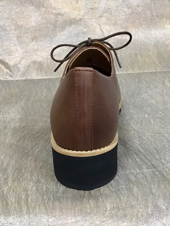 牛革 ピース付き外羽根紐靴　ブラウン (2４.5cm) 7枚目の画像