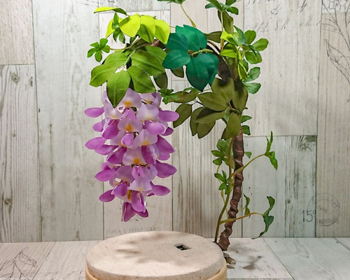 籐のランプ　花置きつき 籐のランプ花置きつき