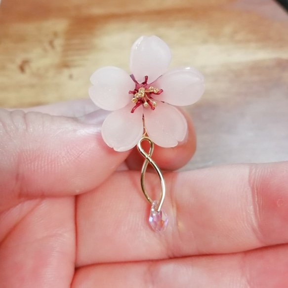 一粒桜の耳飾り（ノンホールピアス） 3枚目の画像