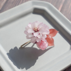 八重桜のポニーフック 2枚目の画像