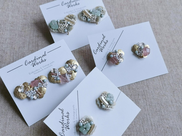 グリーンフラワータッセルピアス・イヤリング | peth handmade