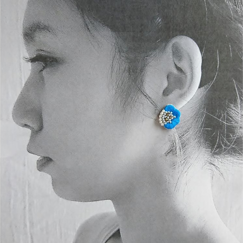 Item No.691（お花の刺繍ピアス・イヤリング/受注制作） ピアス