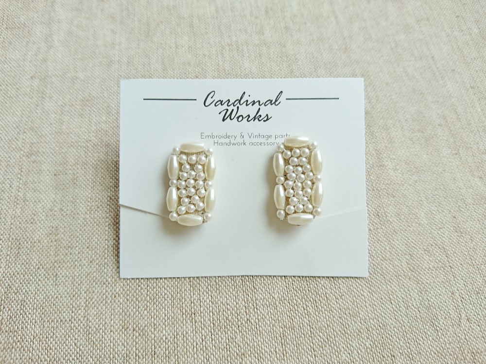 Item No.752（パール刺繍ピアス・イヤリング/受注制作）