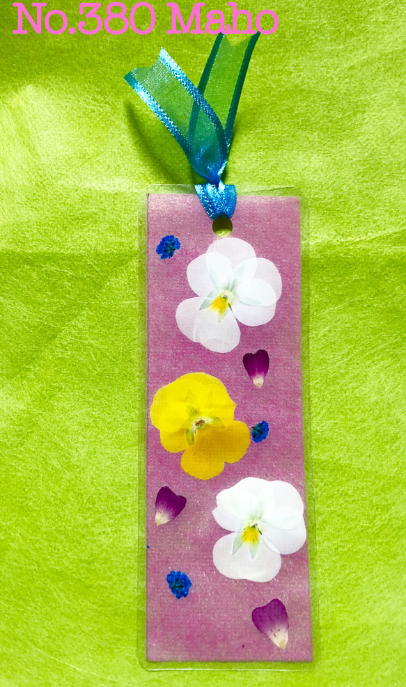 ♡押し花入りしおり♡ビオラ、薔薇の花びら、カスミソウblue♡ しおり