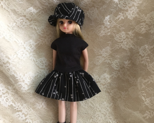 22センチドール服(リカちゃんなど)キャスケット(花') その他人形