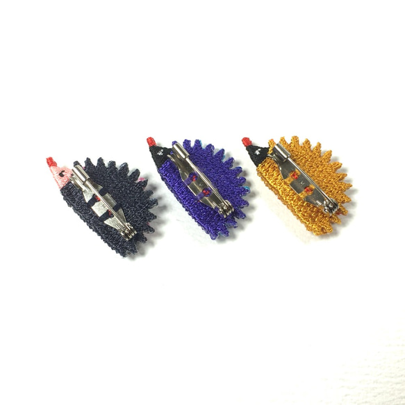 CUTOUT PINS / カットアウト・ピンズ　「HEDGEHOG（ハリネズミ）」グレー 3枚目の画像