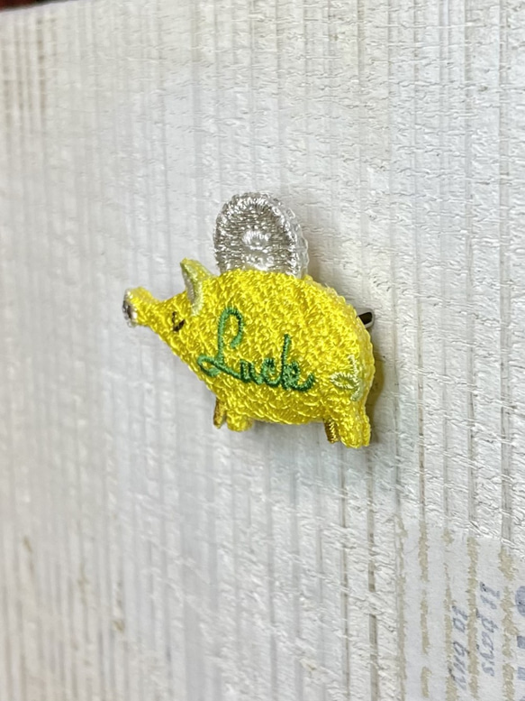 CUTOUT PINS / カットアウト・ピンズ　「PIGGY」col.pink 5枚目の画像