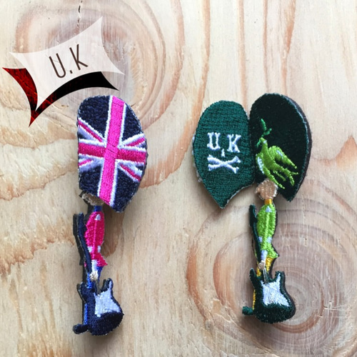 立体刺繍アクセサリー（Cut out 3-D embroidery pins