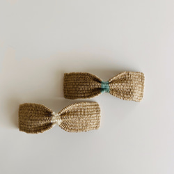 麻の手織りバレッタ　シンプルリボン　ミント 4枚目の画像