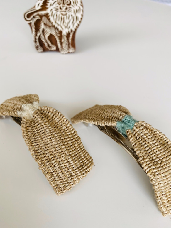 麻の手織りバレッタ　シンプルリボン　ミント 8枚目の画像