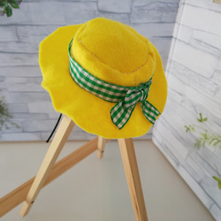 幸運の黄色い帽子（緑リボン）　ワンちゃん猫ちゃん用ハット　犬・猫帽子　小型犬 4枚目の画像