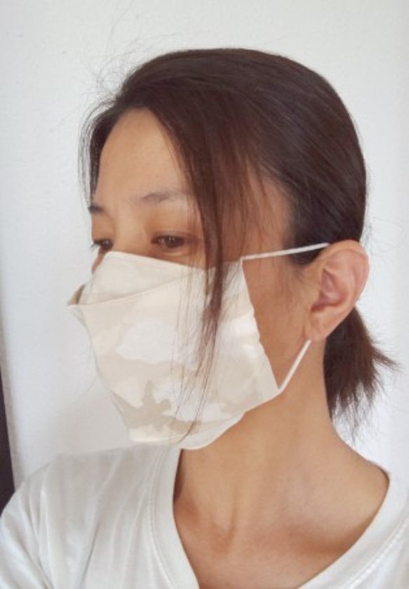 送料無料　蒸れにくい『夏マスク』迷彩/ベージュ　洗濯OK　リネンマスク（麻）100％　（G)やや小さめサイズ　Ｈ1 6枚目の画像