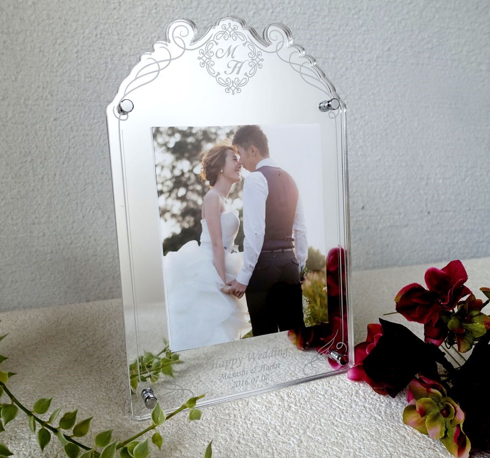 【再販2】縦型・ウエディングフォトフレーム＊オリジナルメッセージ可＊送料無料 4,814円
