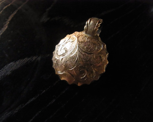 テ*オ様 bridge ブリッジ　高肉唐草　クロス　ペンダント ブリッジ / Bridge 高肉唐草クロス ペンダント(受注生産商品) : Freaks