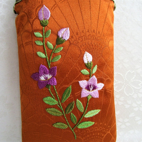 日本刺繍 桔梗 絹のがま口メガネケース・ペンケース ☆金茶色