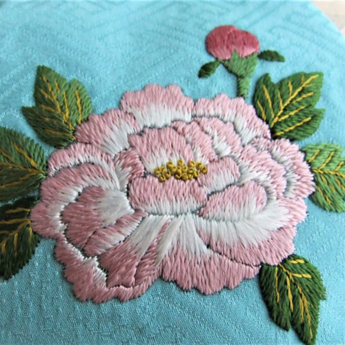 日本刺繍で彩る＊牡丹の花＊のがま口ポーチ がま口 Karen＊花蓮＊ 通販 