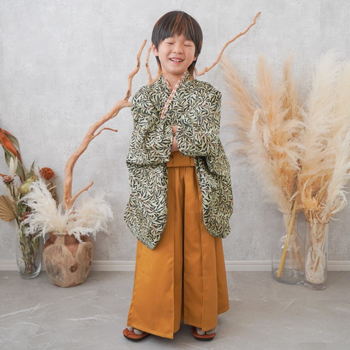 5歳　ウィリアムモリスアイリス羽織と本格的袴、着物のセット 5歳 ウィリアムモリスアイリス羽織と本格的袴、着物のセット