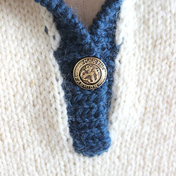 手編み　セーラーカラーのセーター　ポスター用作品　 4枚目の画像
