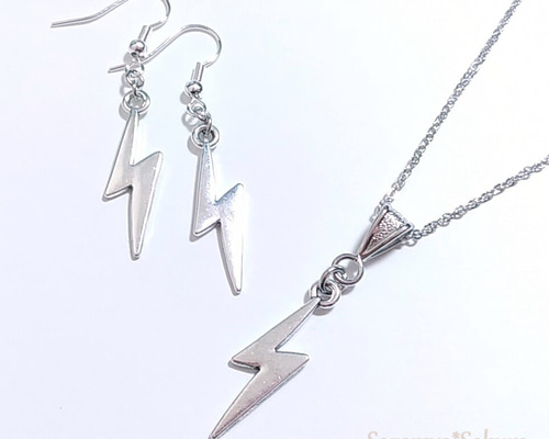 0_a903eba9c5d625ba1d456672c459