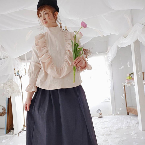 フリルシャーリング袖ブラウス❤︎大人可愛い服♡ ブラウス Chéri de  