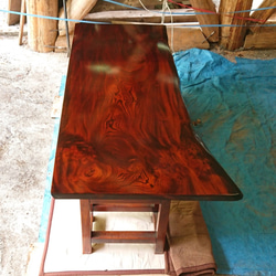 【大特価セール】ケヤキ一枚板ダイニングテーブル・座卓 摺り漆仕上げ【一点物】 1枚目の画像
