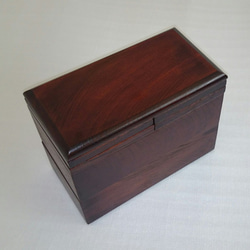 送料無料】ケヤキの弁当箱 重箱 長方形 4枚の小皿付き 拭き漆仕上げ