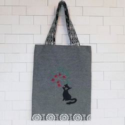 【再販不可】ブックトートバッグ　黒　黒猫　木を見上げる黒猫さん　レトロデザイン 2枚目の画像