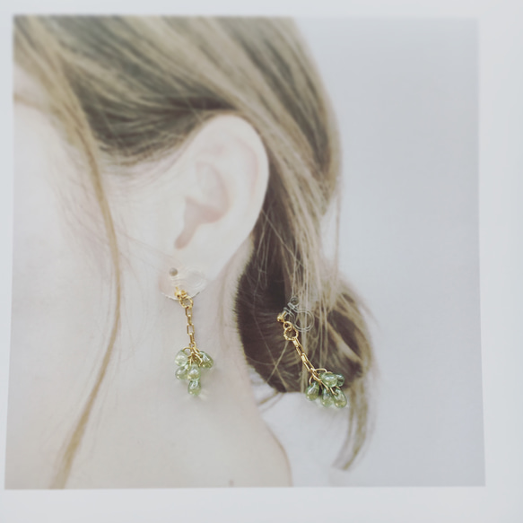 つぶつぶチェーン earrings（オリーブラスター） 2枚目の画像