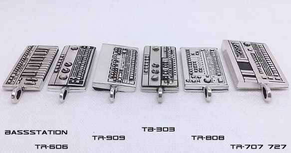 TB-303のシルバーリング（海外発送可能） 8枚目の画像