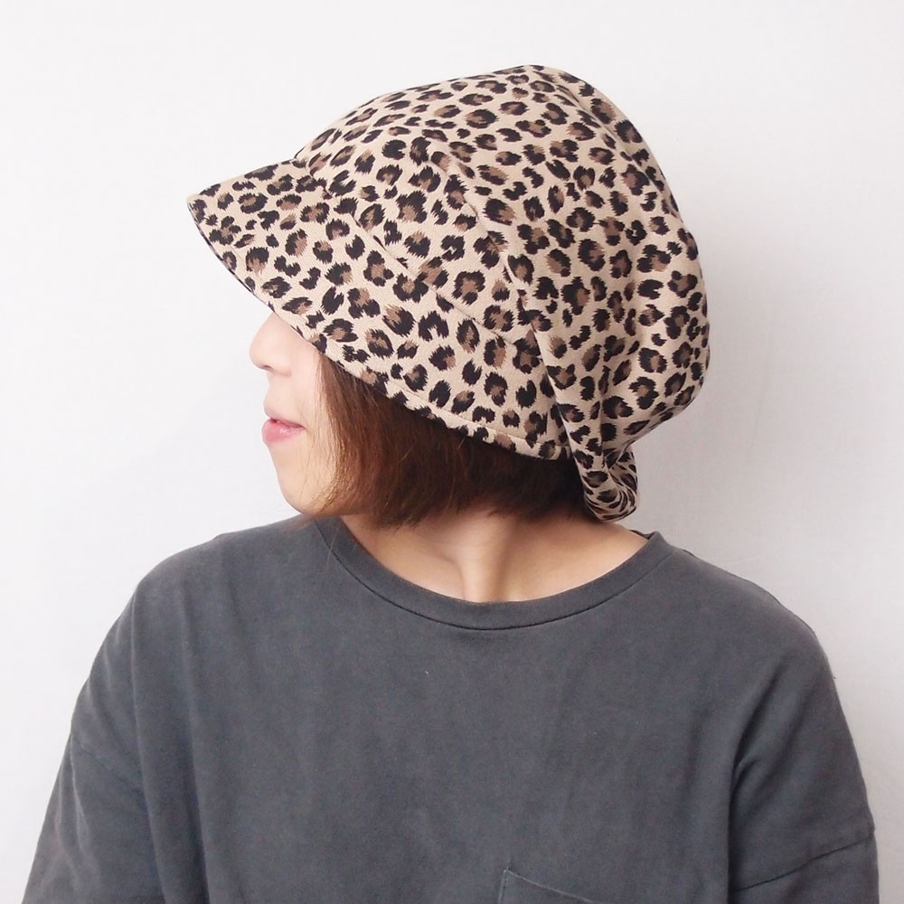 ピッコロ・スウェット・レオパード/S・Mサイズ　ベージュ　UV　たためる帽子　風に飛ばない帽子