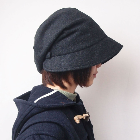 ピッコロ・フェルトウール/フリーサイズ ブラック キャスケット 秋冬 たためる帽子 風に飛ばない帽子 UV対策 4枚目の画像