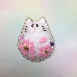4月【桜】太っちょネコさんの歳時記(ニャイジキ)  猫　ブローチ　 3枚目の画像