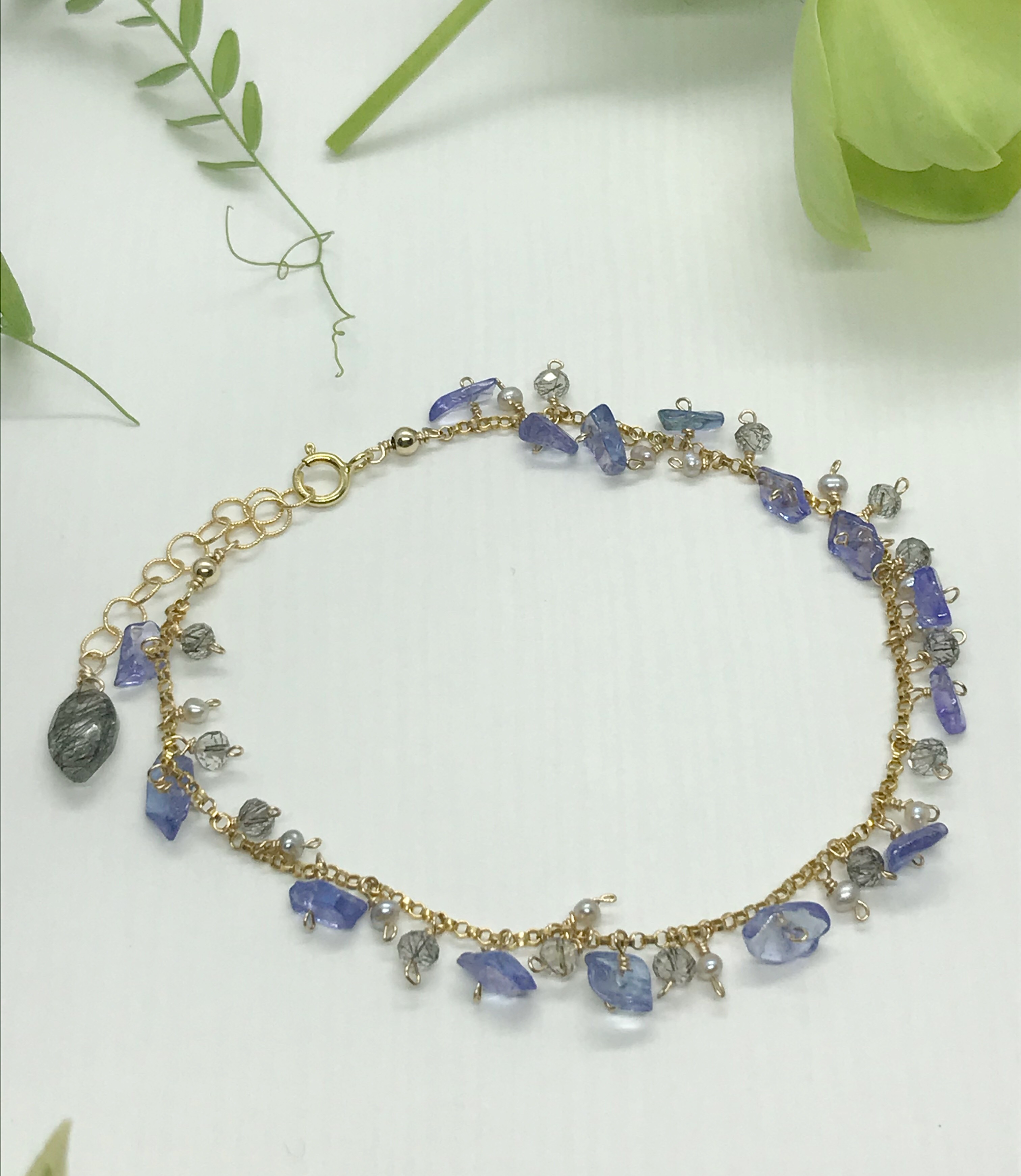 タンザナイトとトルマリンクォーツのブレスレット